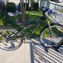 Santa Cruz Superlight Black Mountain Bike

