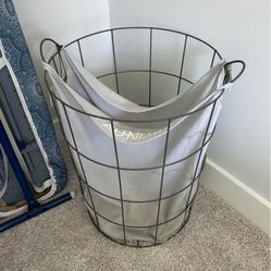 RGI laundry Basket With Tag