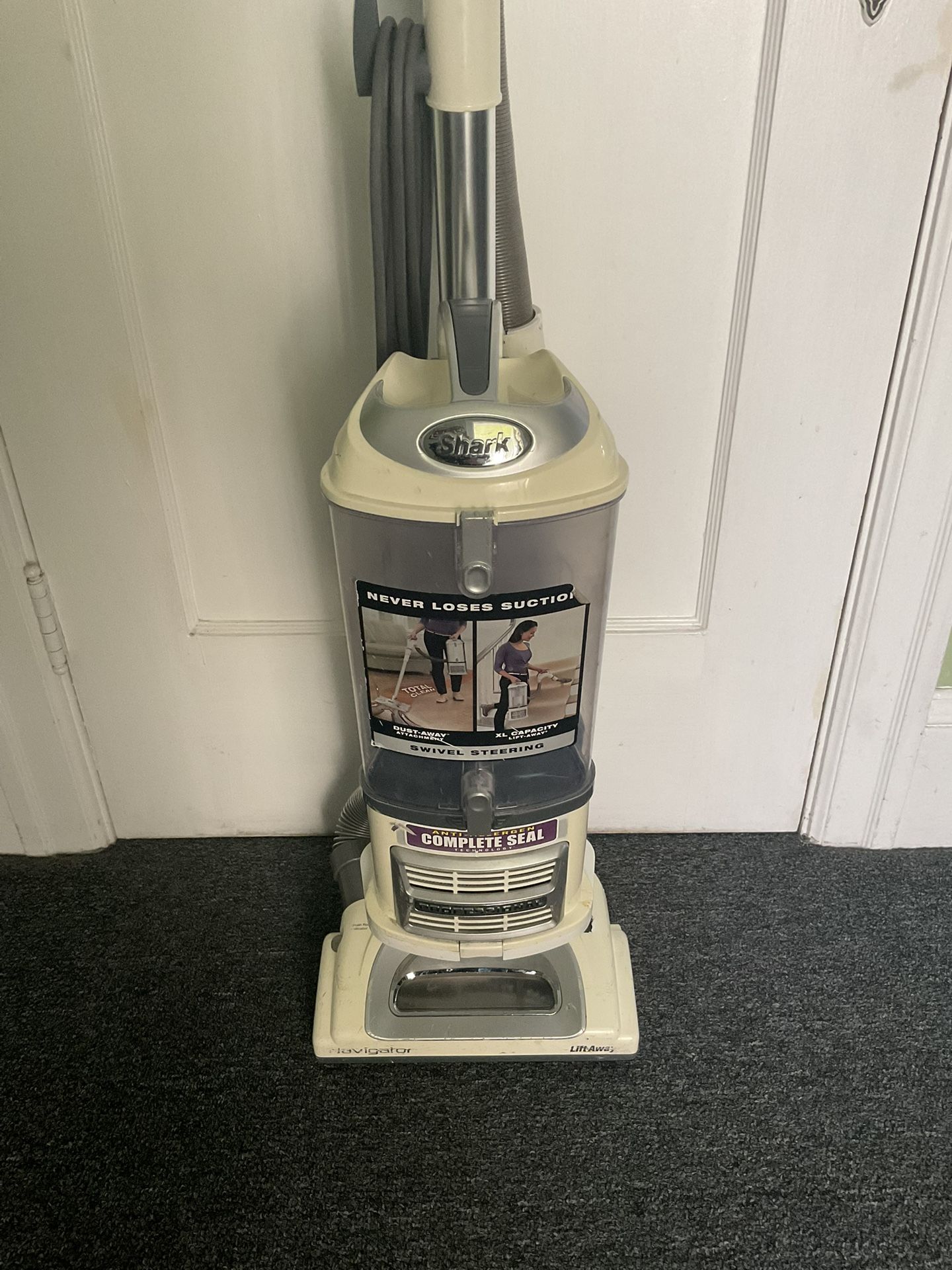 Shark Navigator vacuum - upright, light and maneuverable