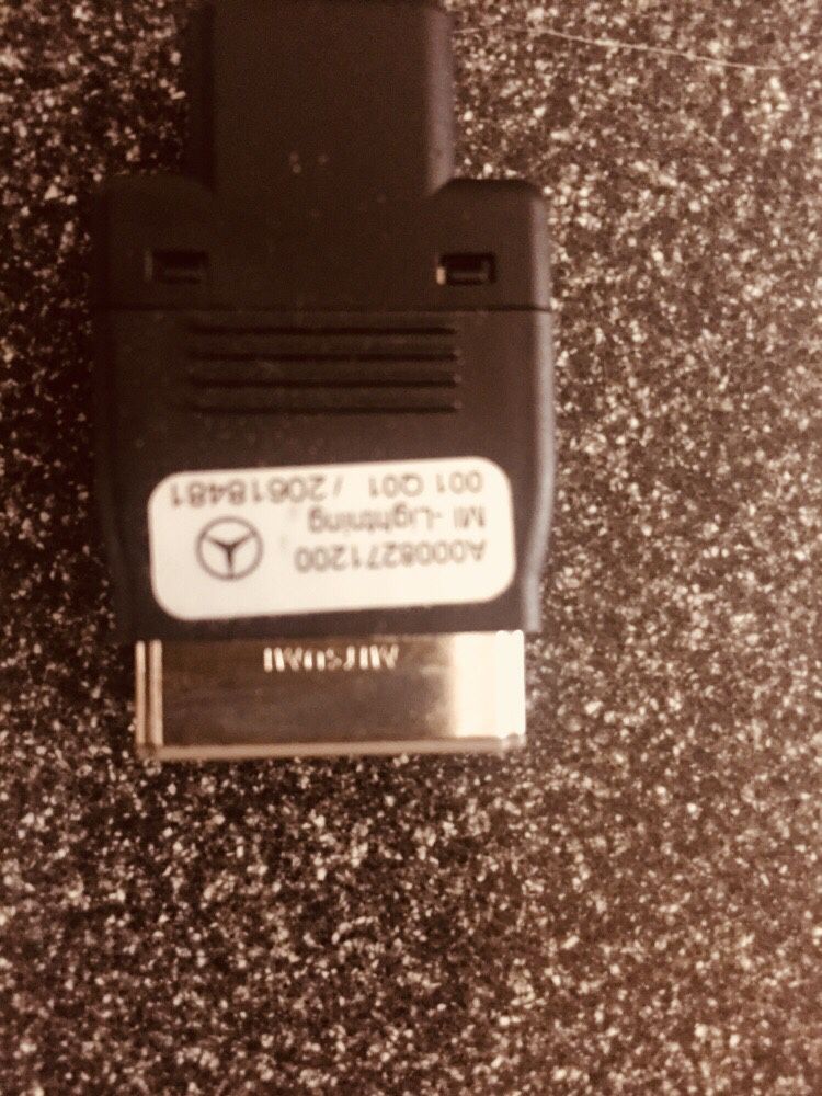 Mercedes Benz Media interface cable
