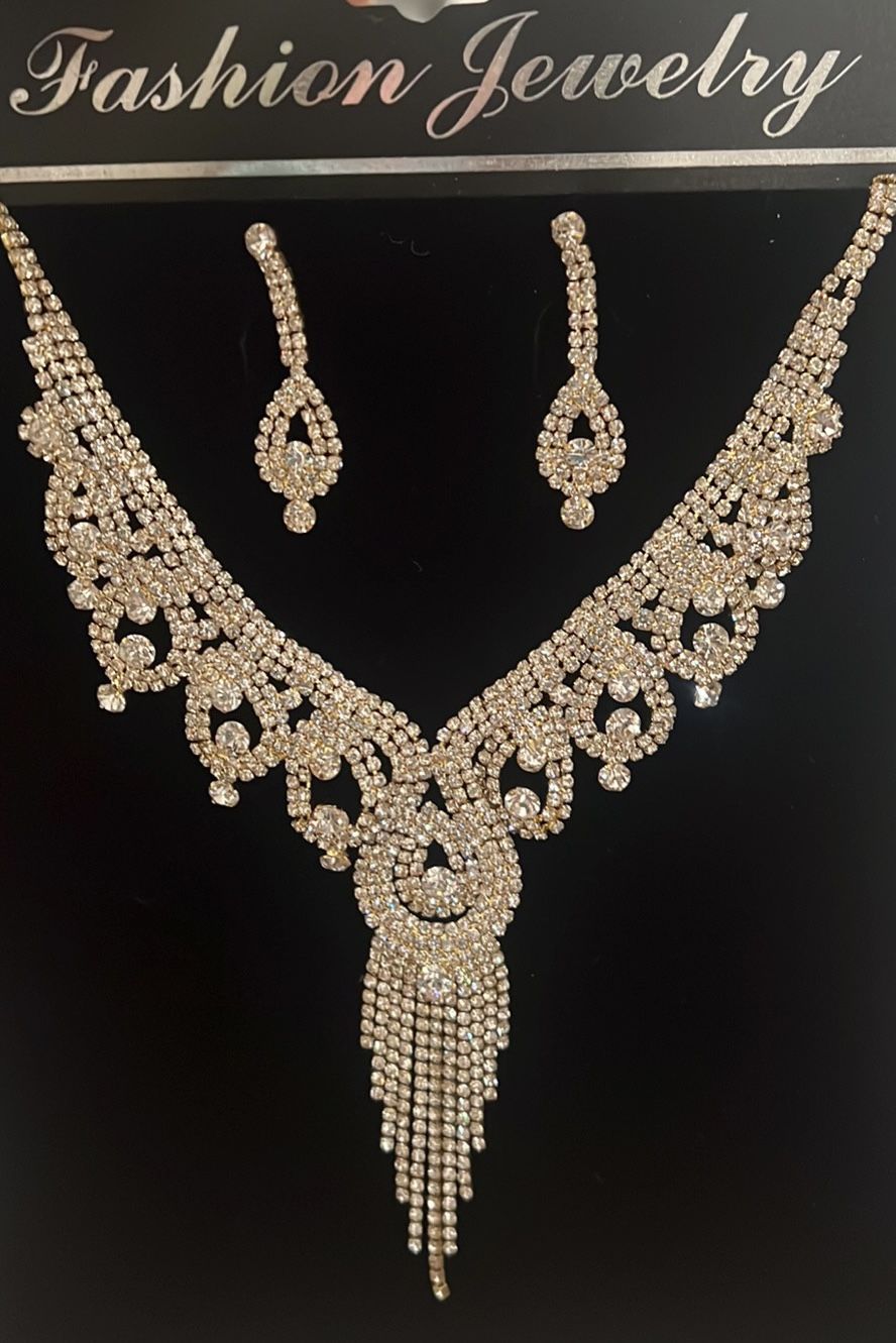 Fashion jewerly set necklace and earrings faux diamonds Formal Wedding New Years Gift Quinceañera Sweet 16 Quince