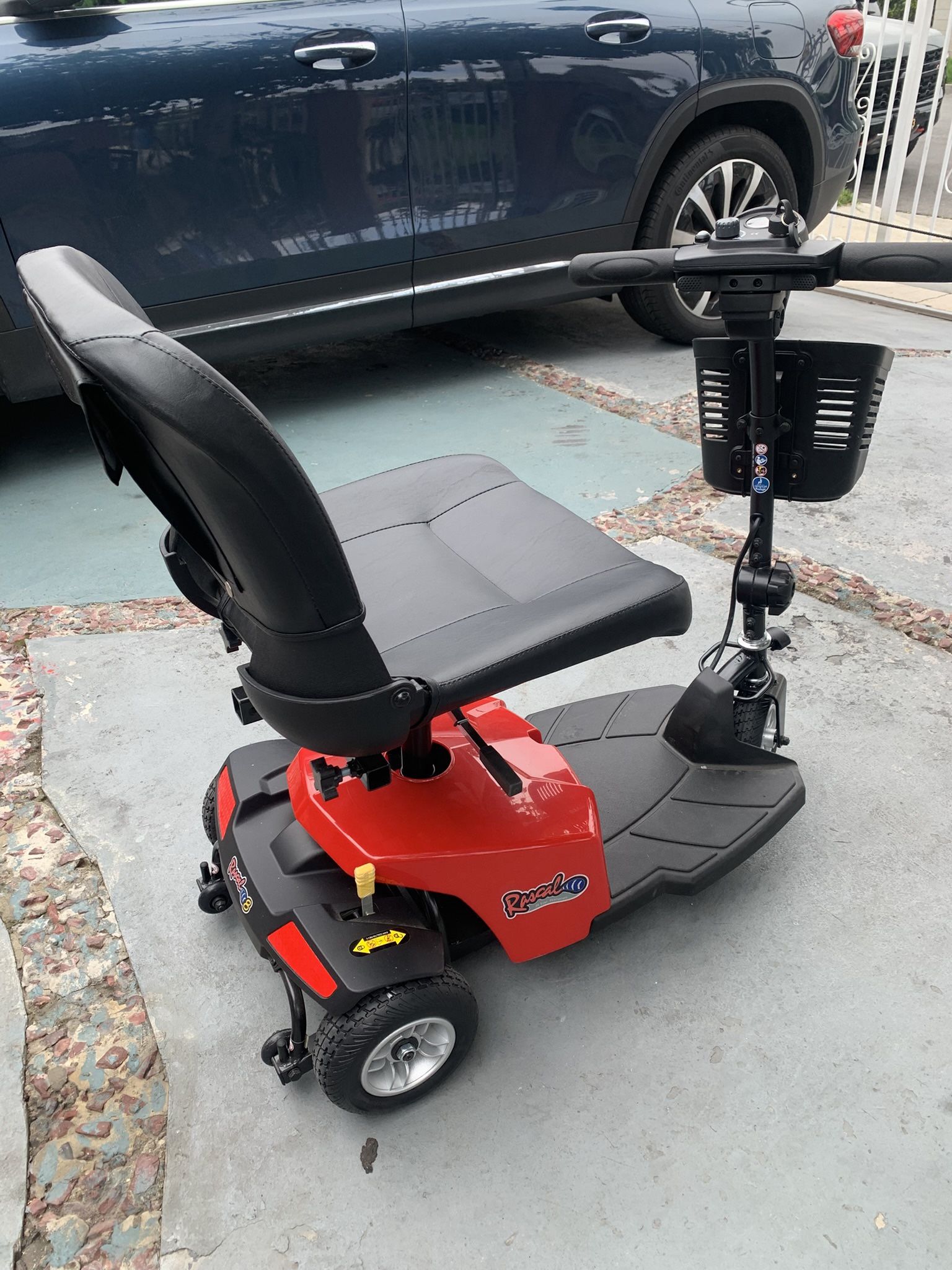 Rascal Venture 3-Wheel Electric Scooter by Mega Motion