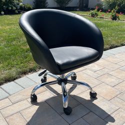 Sascha Black Desk Chair