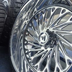 24x12 Wheels And Tires 275 Sa