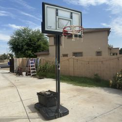 Basketball hoop
