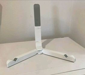 White and gray foldable tablet phone stand