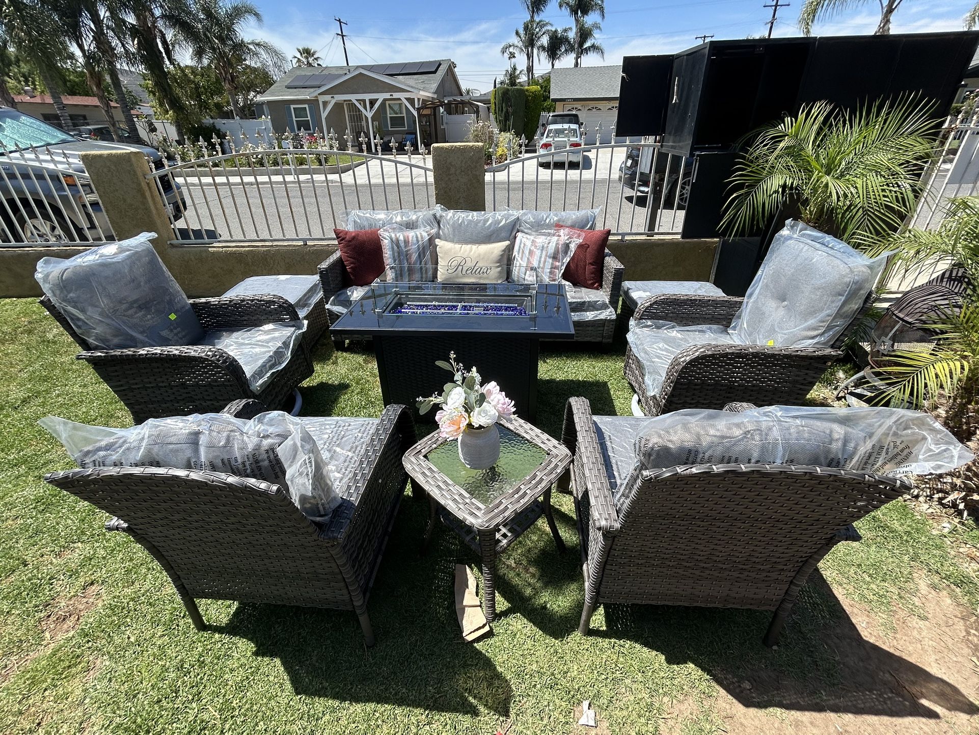 Patio Furniture Set Outdoor New In The Box