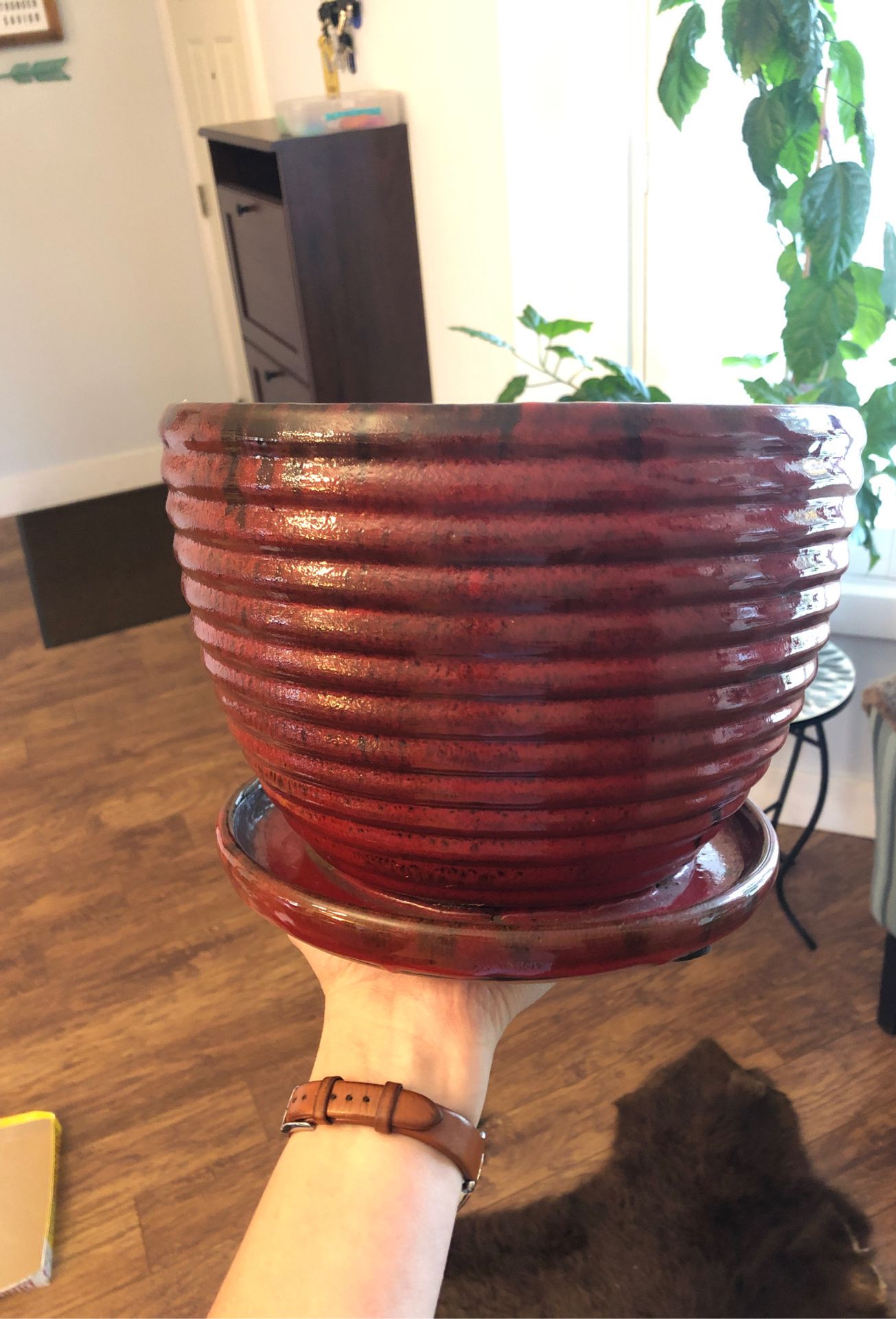 9.5” ceramic planter