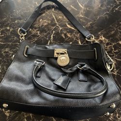 Authentic MK Purse Grey Black Leather