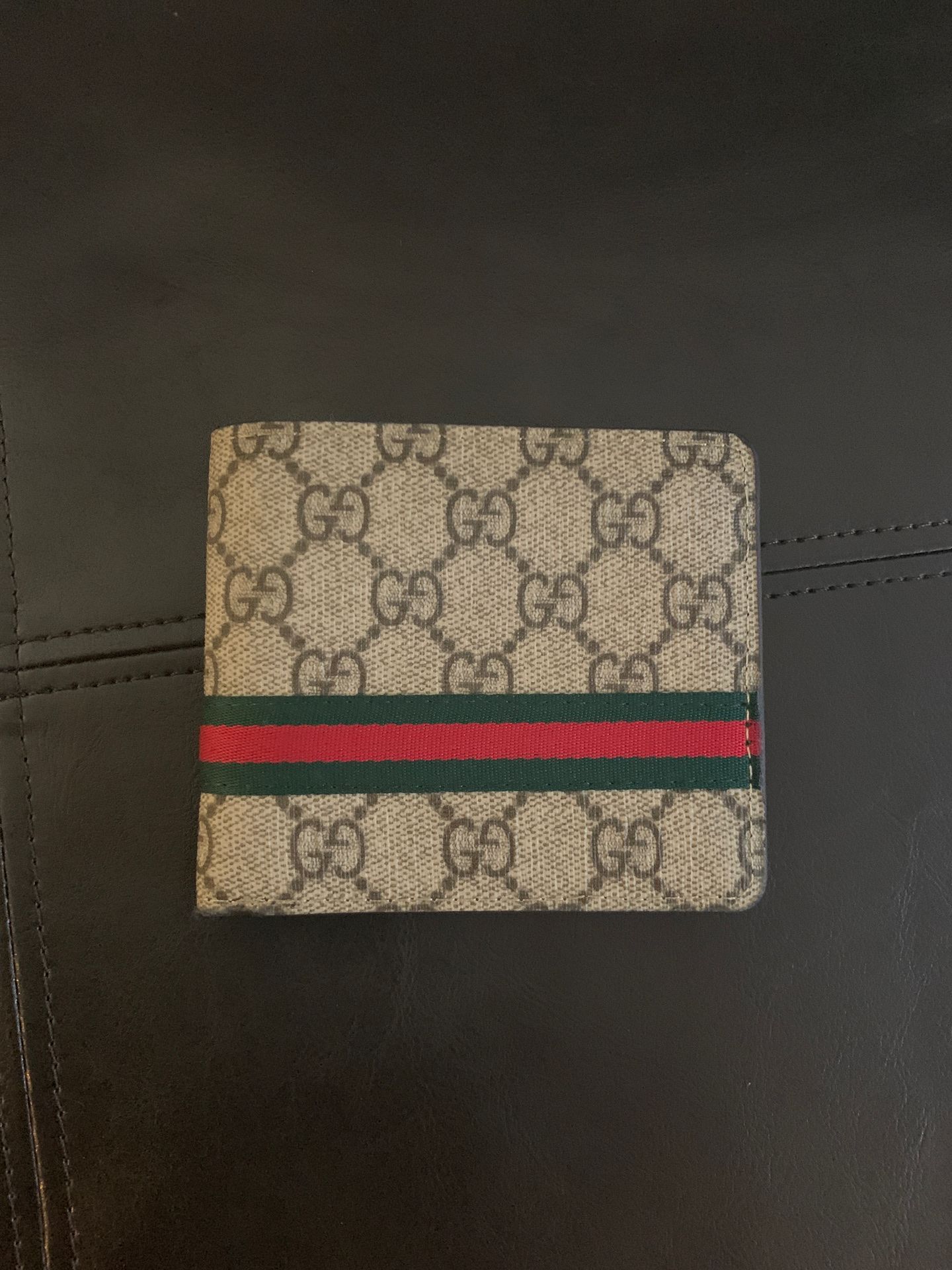 Gucci men’s wallet