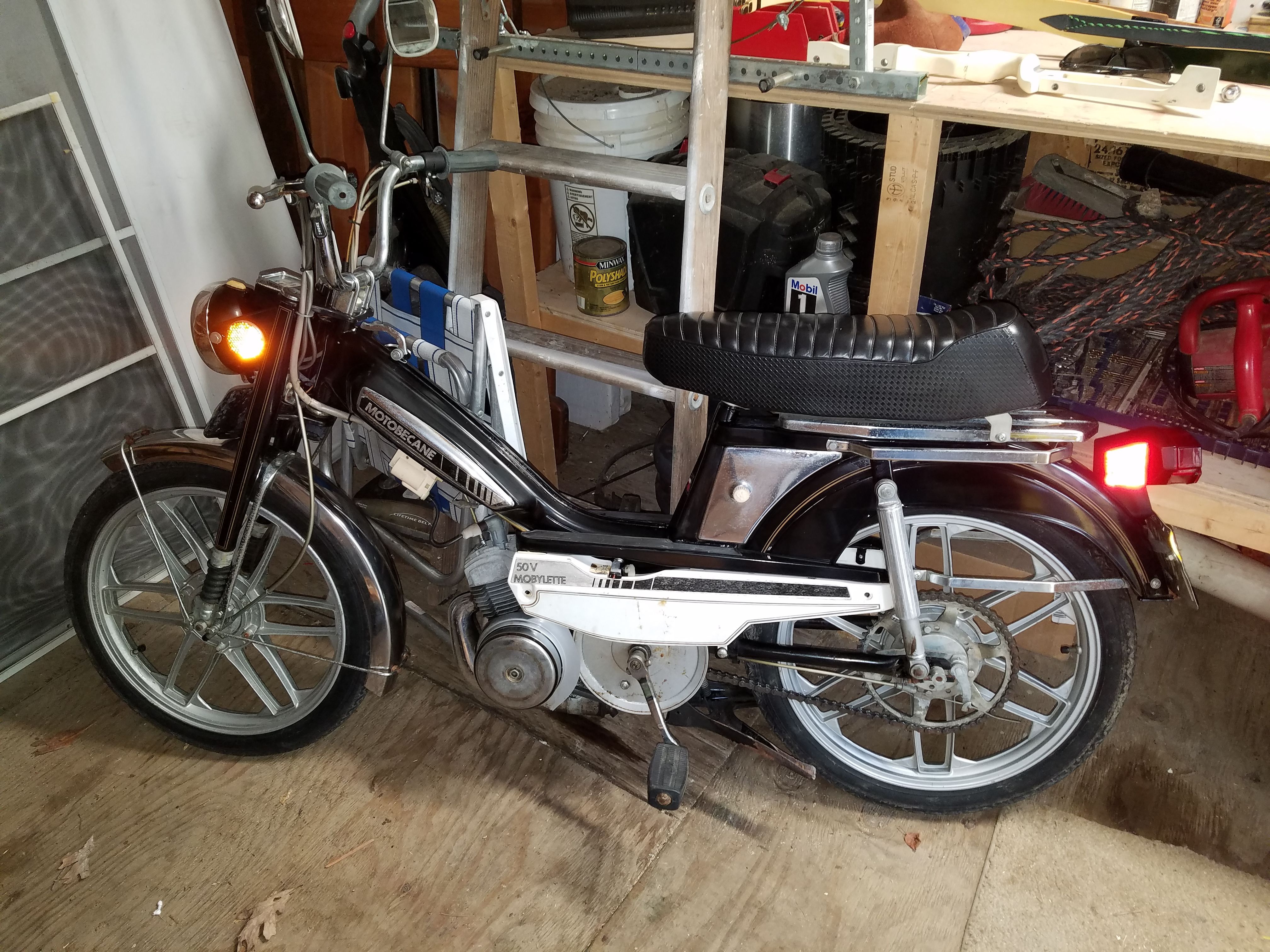 Motobecane mobylette 50v