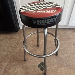 Husky Shop Stool Checkered