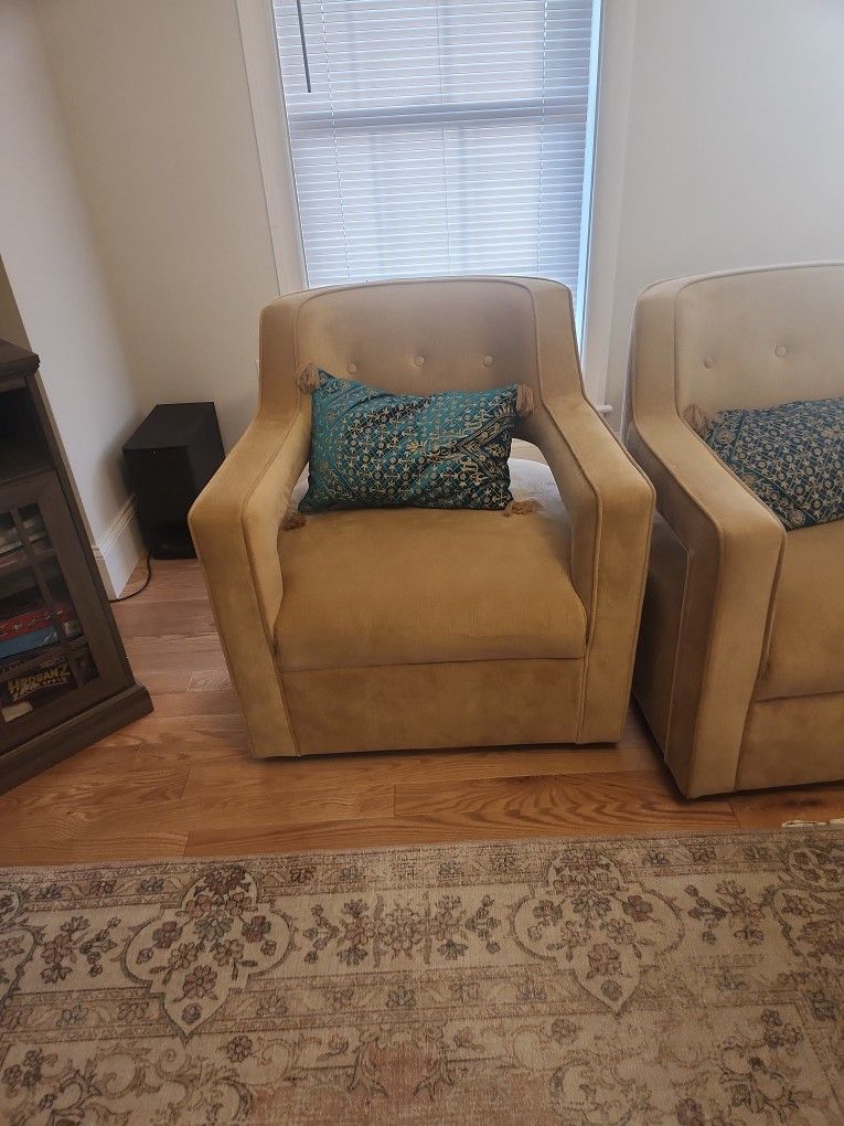 Beautiful Yellow Swivel  Chairs