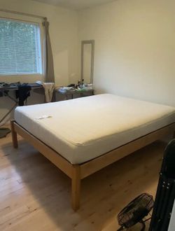 Natural Latex mattress + solid wood frame