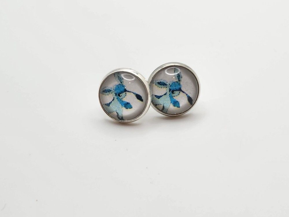 Glaceon Earrings