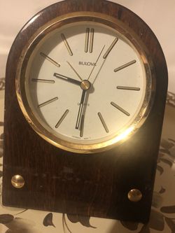 Fine Quality Bulova Desk Clock Vintage+