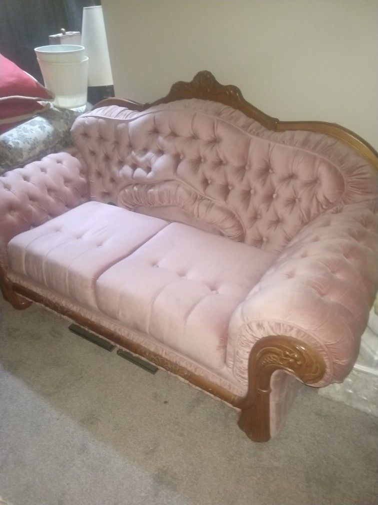 Button Back Loveseat Mauve Oak Antique