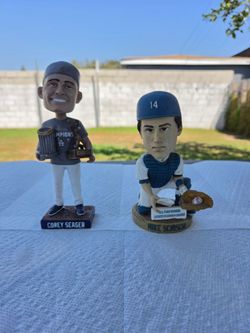 Los Angeles Dodger pins and bobbleheads Seager Scioscia