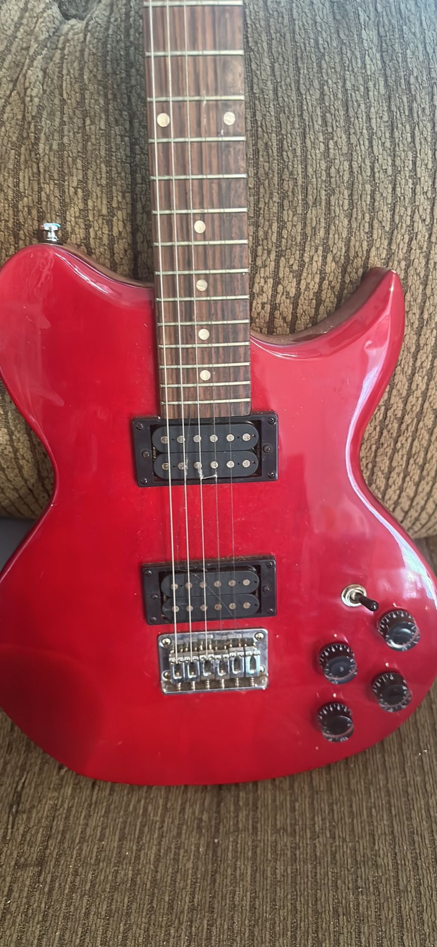 Lyon Electric Guitar Asking 150