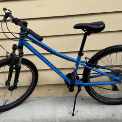 Specialized Hot Rock Bicycle (24”)