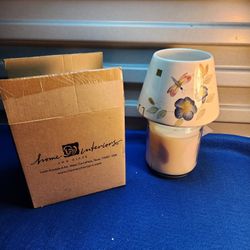 NEW VINTAGE Home Interiors  Ceramic  Spring Candle Cover Topper Shade  Glass 