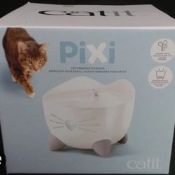 PIXI CAT DRINKING FOUNTAIN