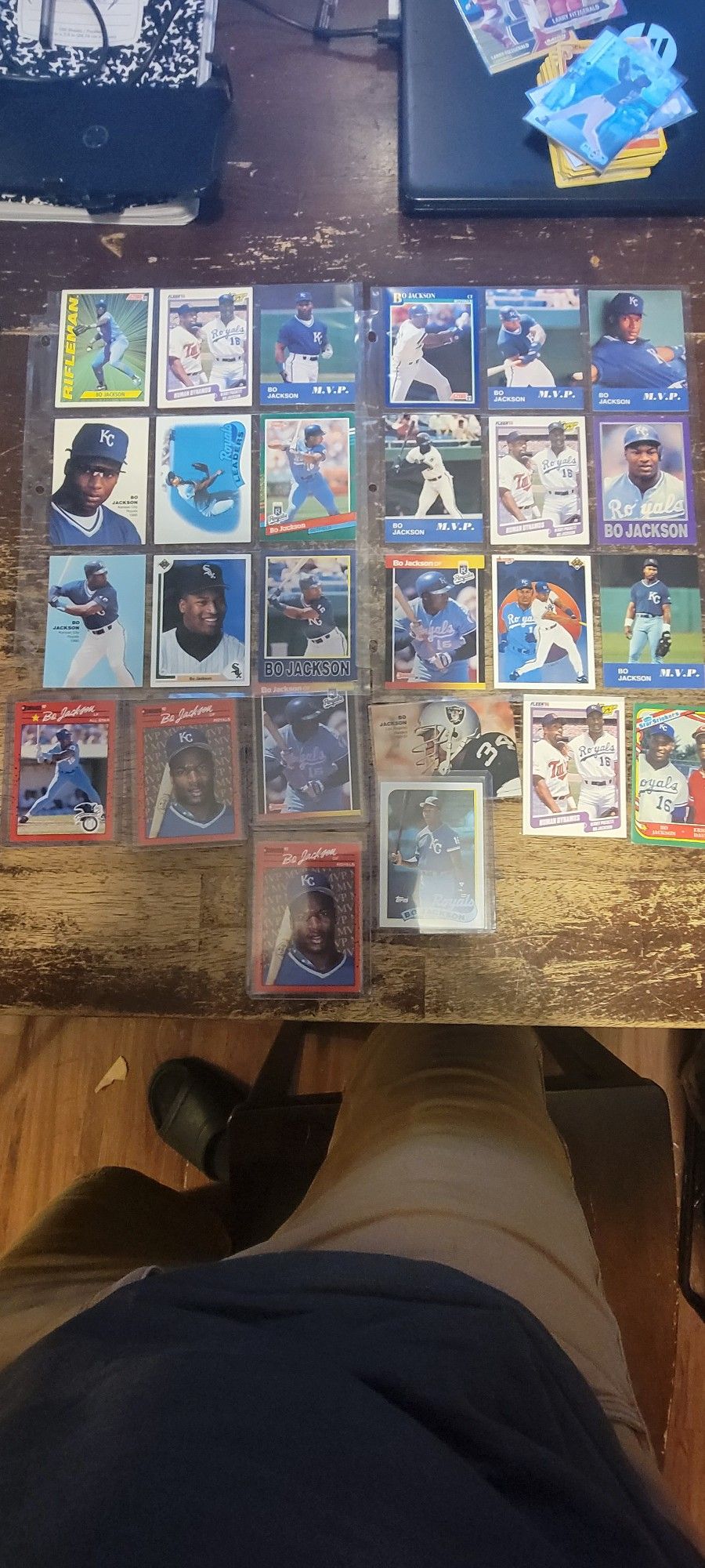 26 Bo Jackson Cards In Mint Condition 