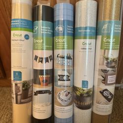 Cricut Vinyls &more Bundles