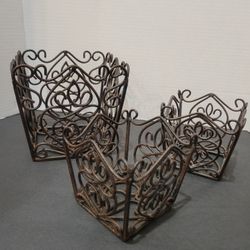 Set of 3 Southern living iron Plant 🪴  Holders