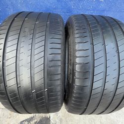 2 USED TIRES MICHELIN 275/40/20