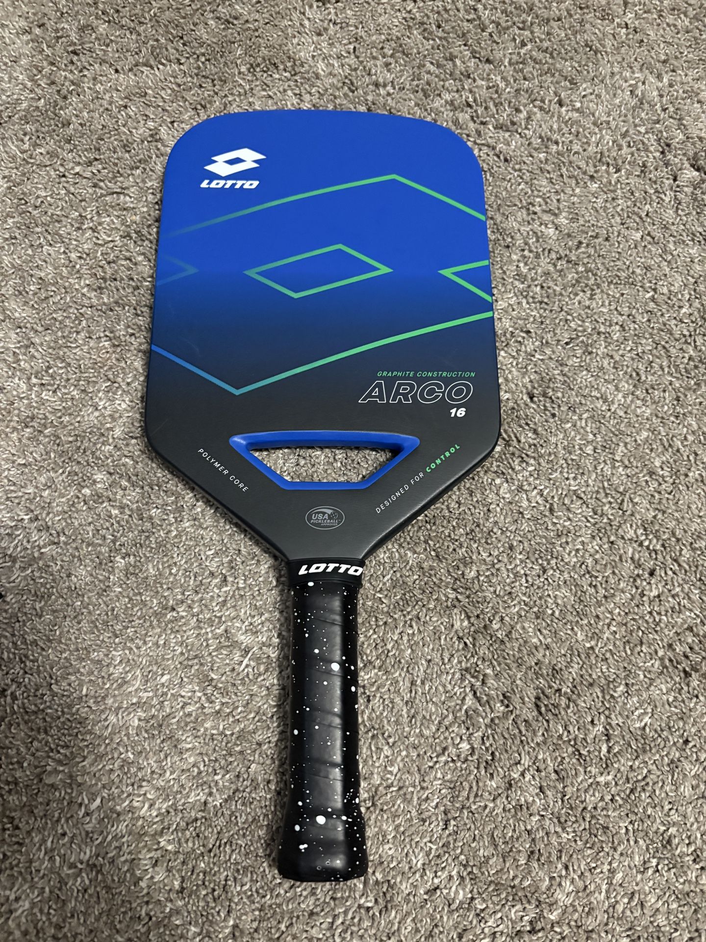 LottaArco 16 Pickle Ball paddle