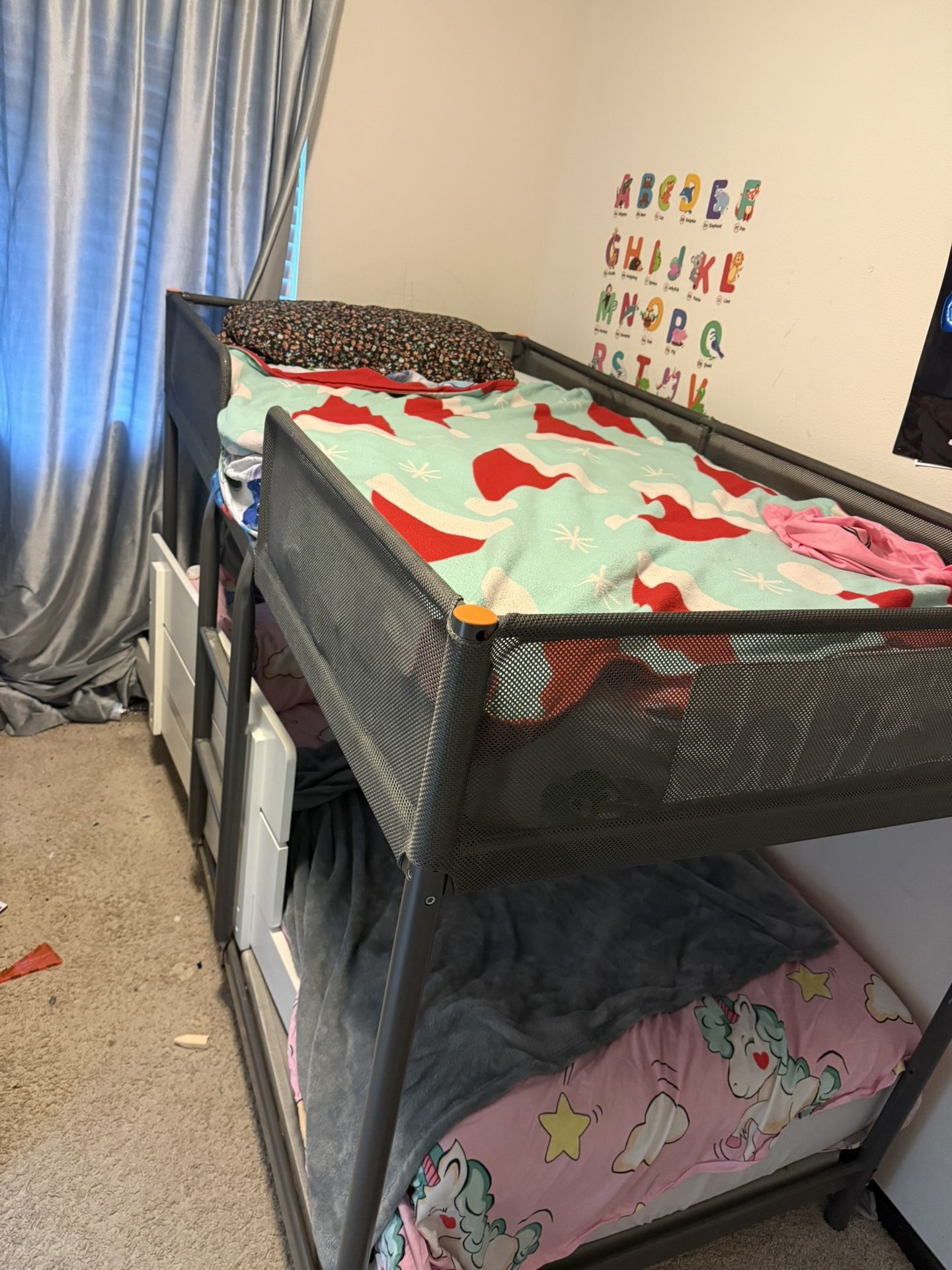 Twin Bunk Bed