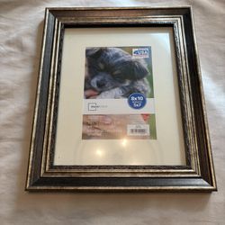 New Picture Frame Holds 8”x10” Picture Or Matted For 5”x7” Picture