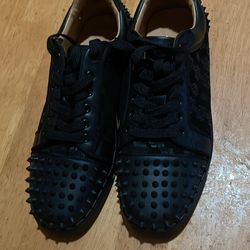Christian red bottoms color black size 10m