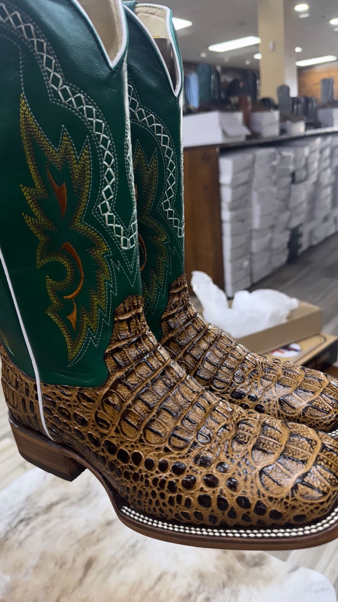men’s caiman boot