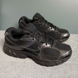 $65 Men’s Nike V5 Brand New Size 13