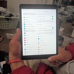 Apple IPad 7 Gernaration 