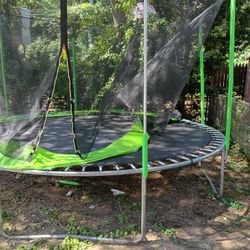 Trampoline 
