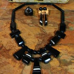 Art Deco Style Choker/Necklace • Ring • Ear Rings • Necklace Approximately 17" long . Comes With Storage Zippered Pouch .

A-3