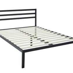 Heavy Duty Metal Mattress Foundation With Wooden Support