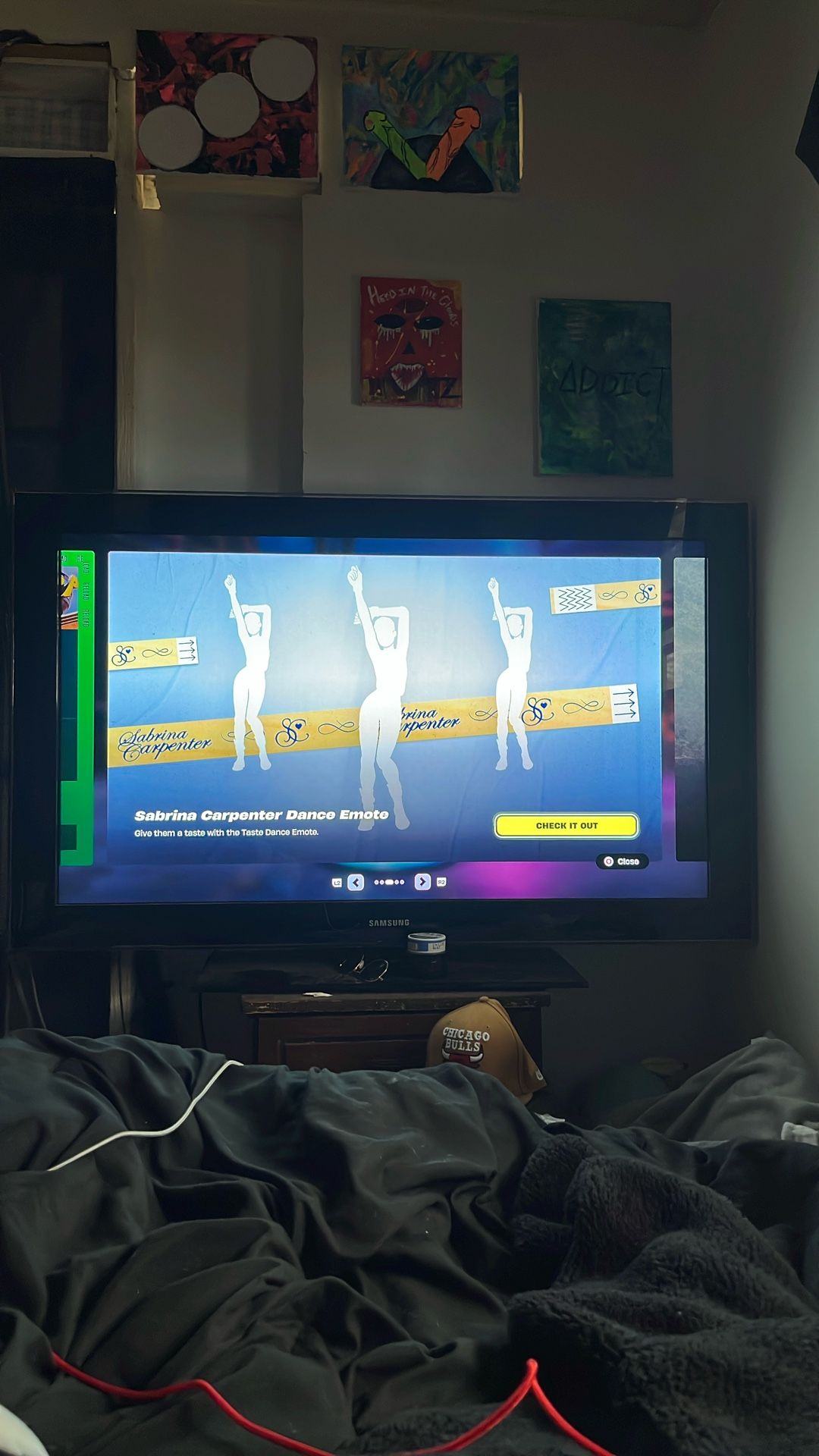 HUGE SAMSUNG TV. FLAWLESS