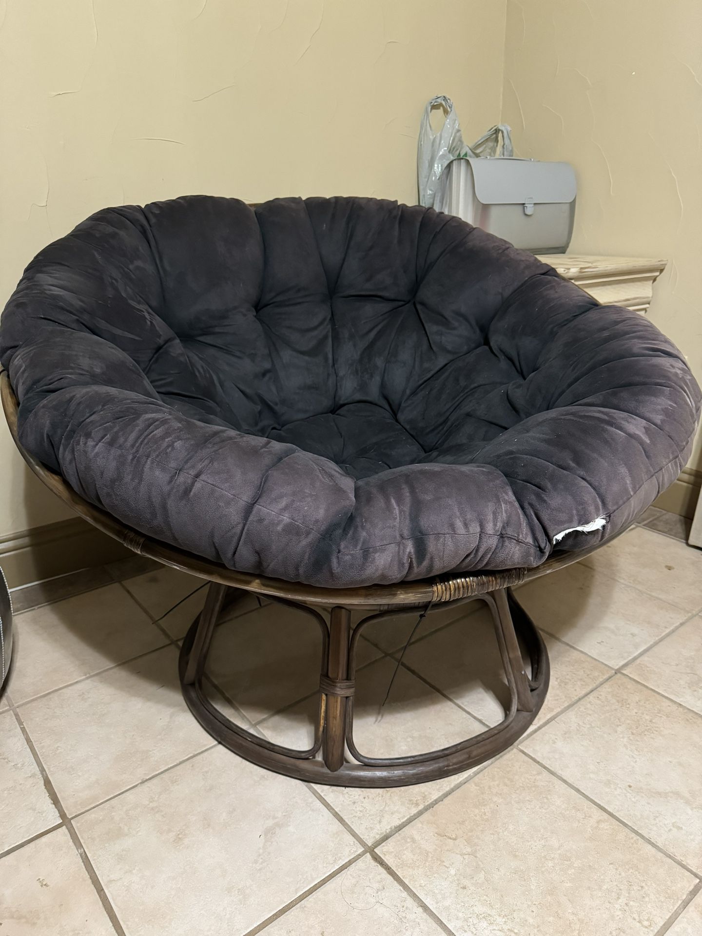 Papasan Chair With Cushion