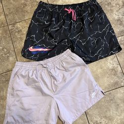 Men’s Nike shorts size xl