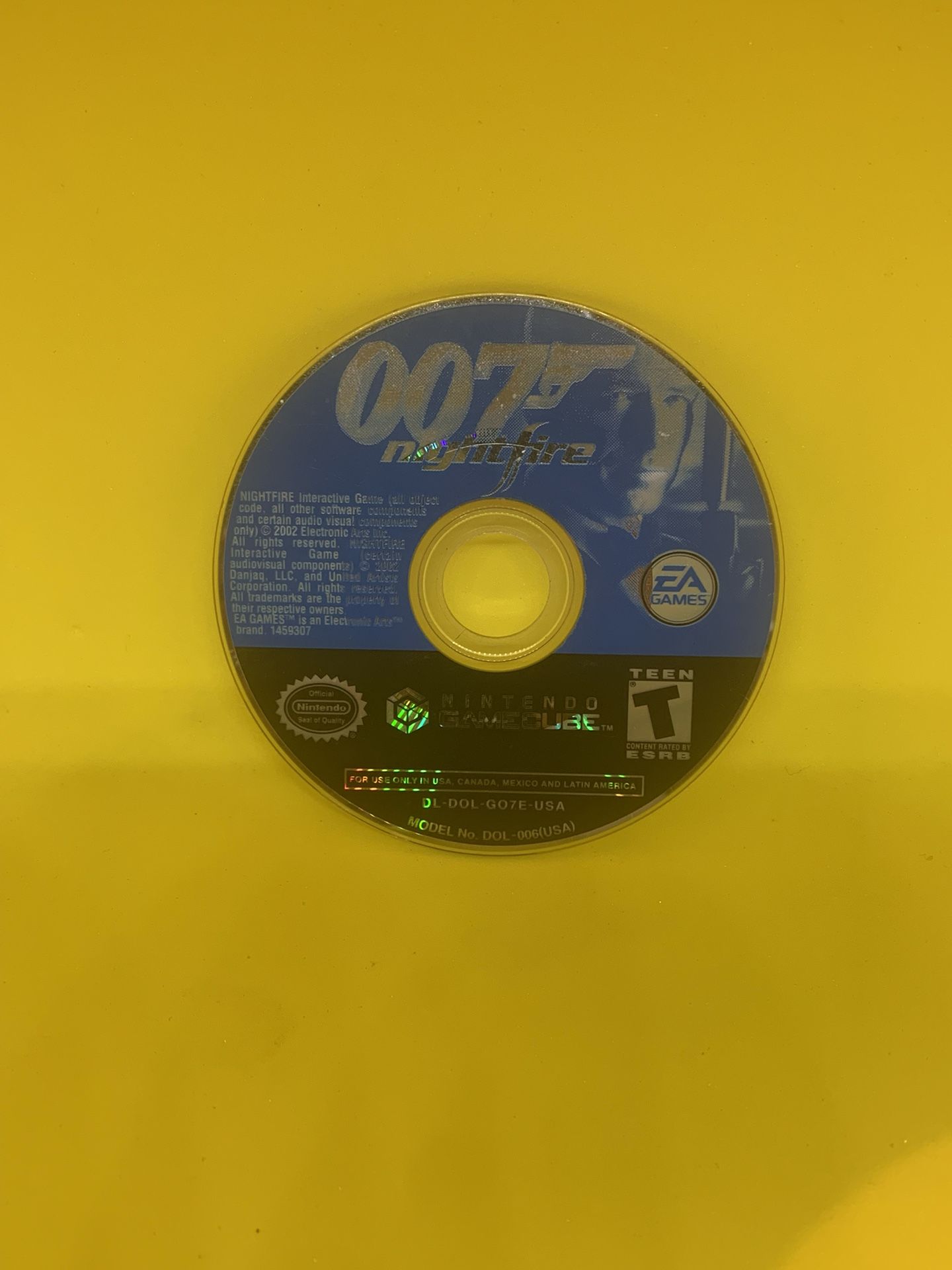 007: NightFire (Nintendo GameCube, 2002) - Disc Only - Tested Fast Shipping!