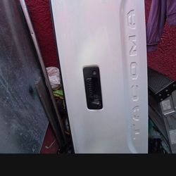 Toyota Tacoma Tailgate