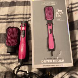 All In One Smoothing Dryer Brush 
