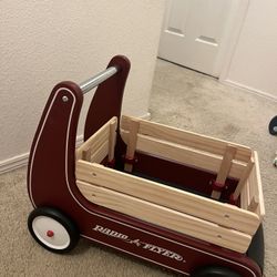 Radio flyer Walker Wagon