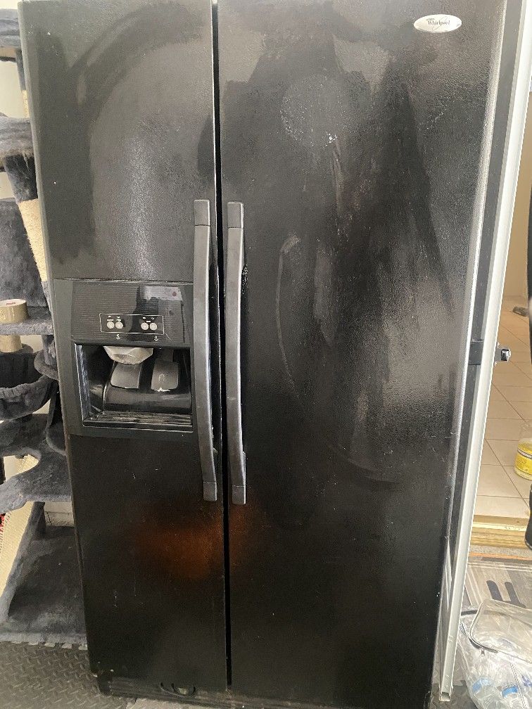 Whirlpool Refigerator