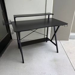 New In Box 42x24x35 Inch Tall Gaming Gamer Game Desk Table With Monitor Stand Shelf And LED USB Strip Light 