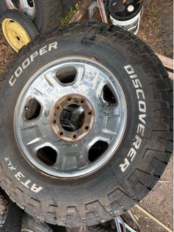 Wheels and tires LT275/70 R18